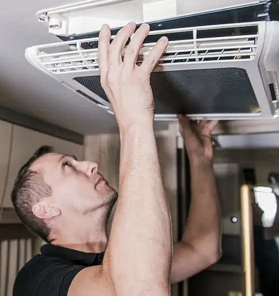  Professional Licensed And Insured Cleaners in Johnston, IA